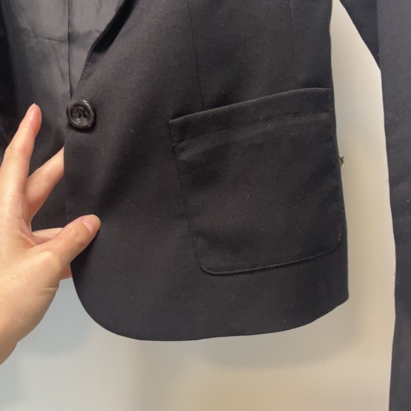 Black blazer - Picture 2 of 3